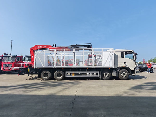 HOWO Truck-Mounted Folding Boom Crane: The Ultimate Self-Loading Transport Solution