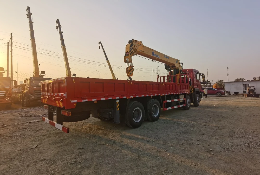 Howo XCMG 16-ton 5-section arm Truck mounted Crane