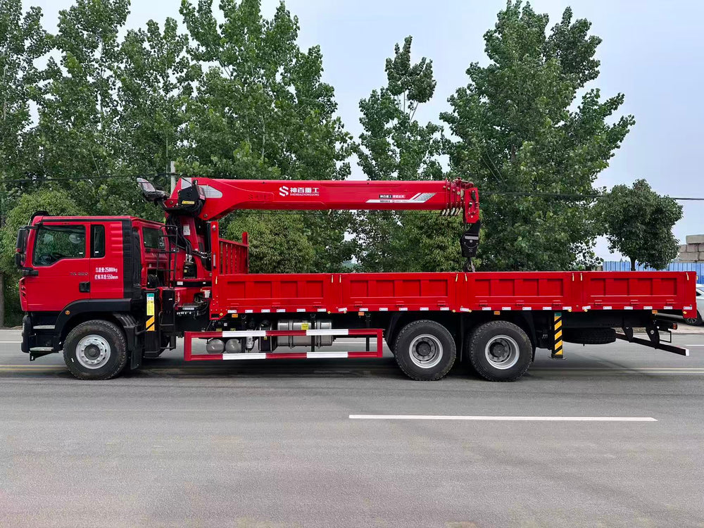 HOWO TX Changxing 12-ton 6-section Boom Truck mounted Crane