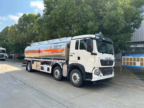 HOWO 6×2 Aluminum Alloy Oil Tank Truck For Sale