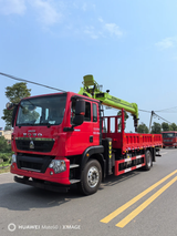 HOWO Zoomlion 8-ton 5-section Boom Truck mounted Crane
