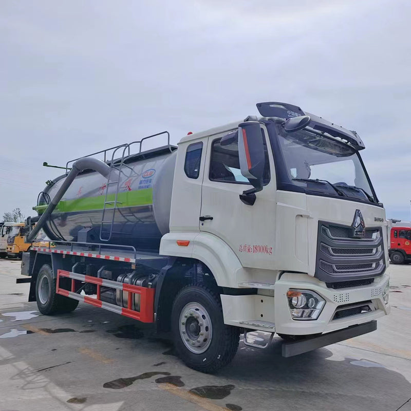 Howo 12 cubic 14 cubic  4x2 Sewage Suction Truck Vacuum Truck For Sale