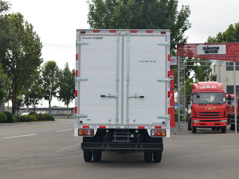 ISUZU ELF 100P box truck - rear view