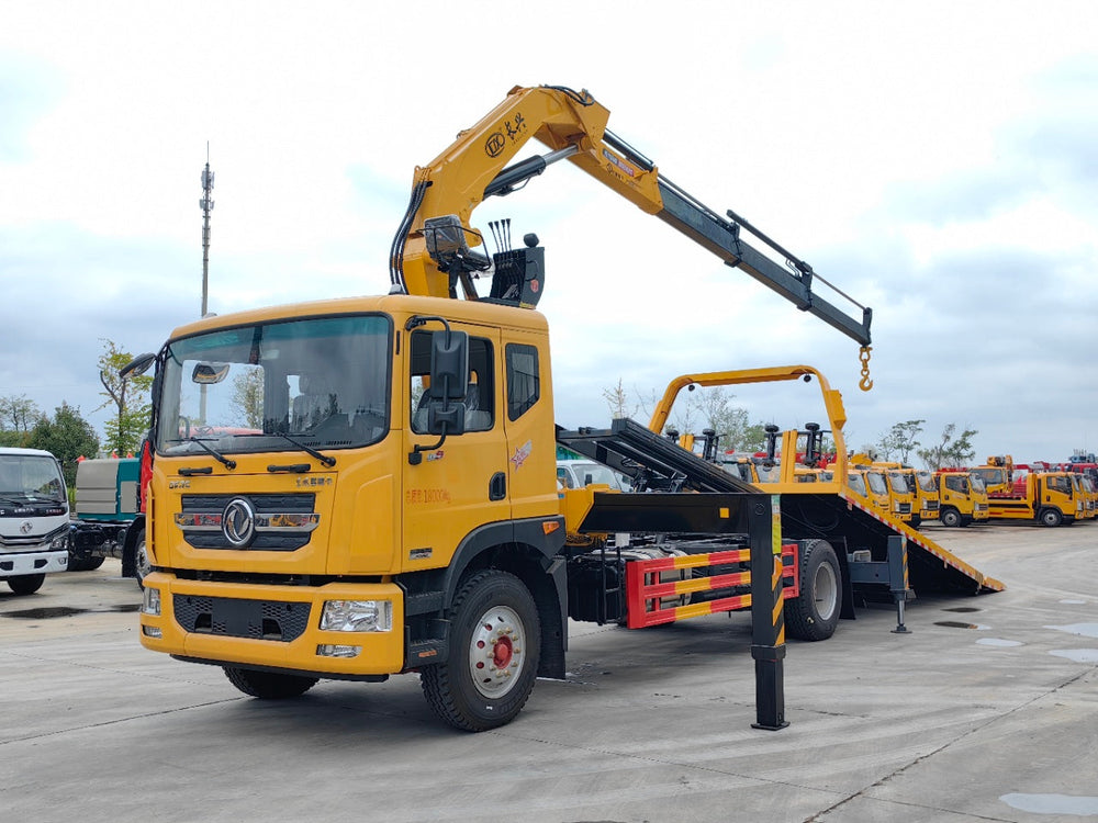DongFeng 8T Wrecker Truck with Crane For Sale