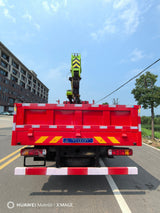 HOWO 4×2 ZOOMLION 8T Telescopic Boom Crane For Sale