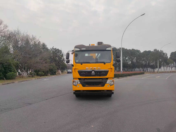 HOWO 10T Wrecker Truck & 8T Crane For Sale