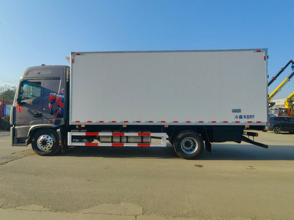 FOTON 6.8m E6 Refrigerated Truck For Sale