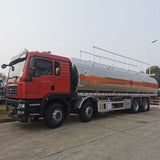 HOWO 8*4 30000L oil tank truck For Sale