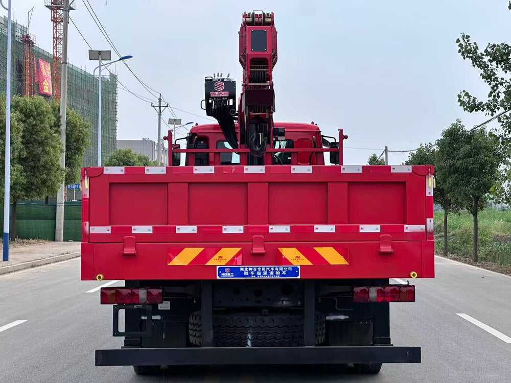 HOWO 14T 5Section Telescopic Boom Crane For Sale