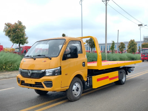 Dongfeng Tuyi Mini Wrecker Truck