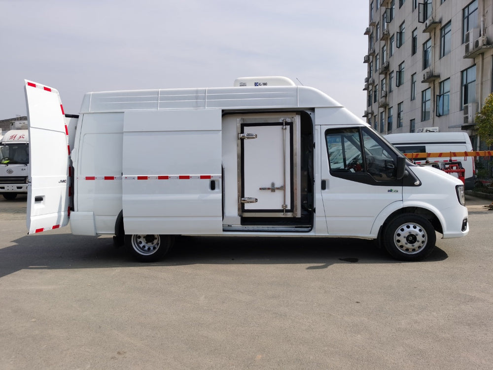 JMC Long-base High Top Refrigerated Truck For Sale