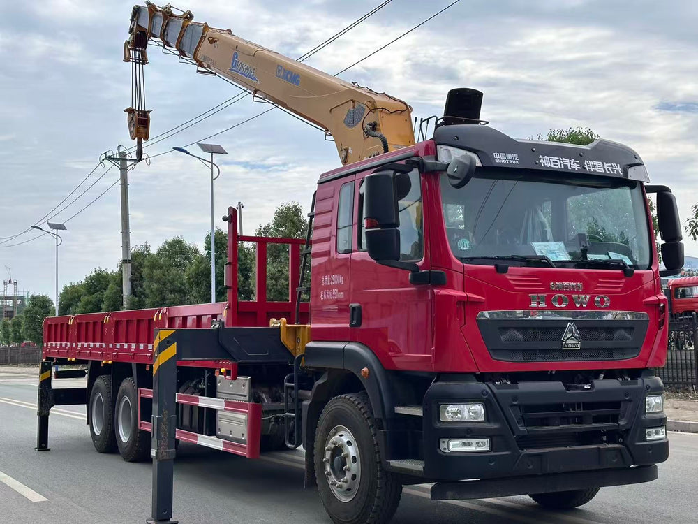 HOWO 6×4 14T Telescopic Boom Crane For Sale