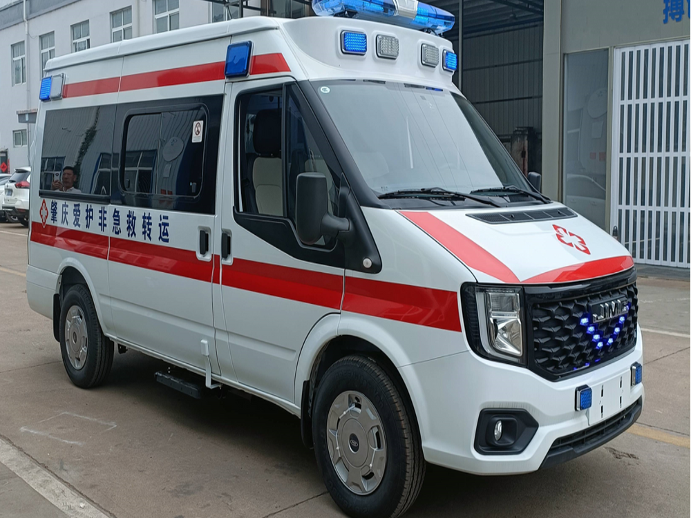 High-spec JMC Shunda Diesel Ambulance For Sale