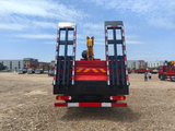 Howo 400HP 8×4 XCMG 14-ton 5-section Boom Flatbed Crane Truck
