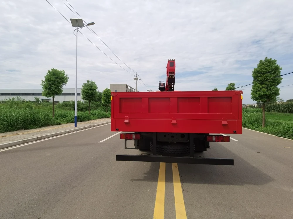 Howo Changxing 12-ton 5-section Boom Truck Mounted Crane