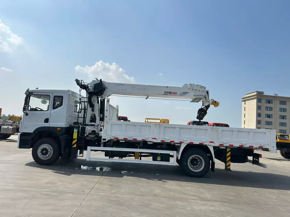 Dongfeng Euro3 4×2 Changxing 8Ton 6-section Telescopic Crane