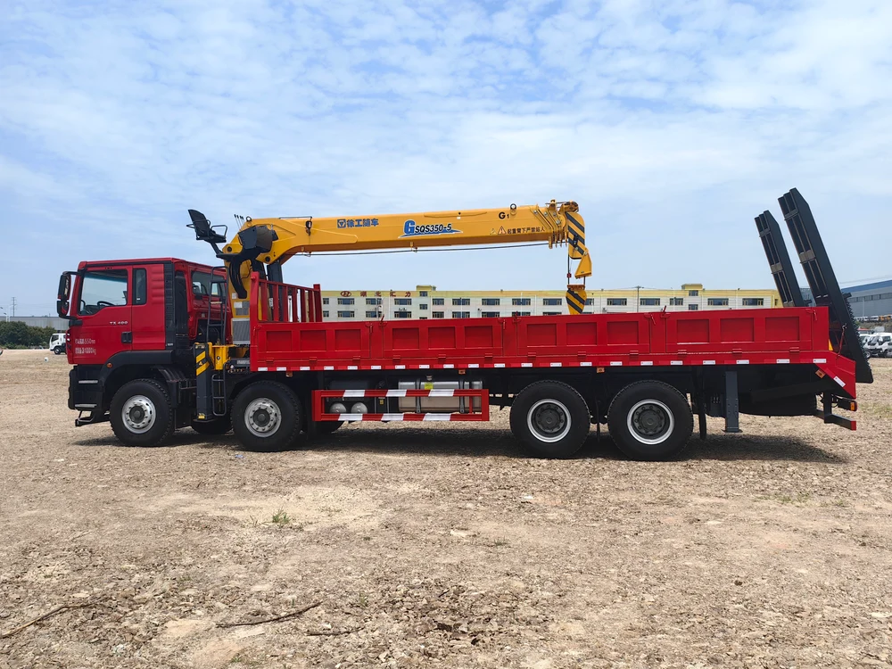 HOWO XCMG 14Ton 5-Section Boom Truck Mounted Crane