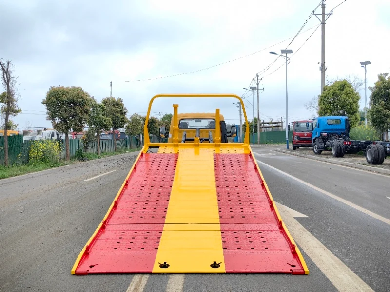 Dongfeng Tuyi Mini Wrecker Truck