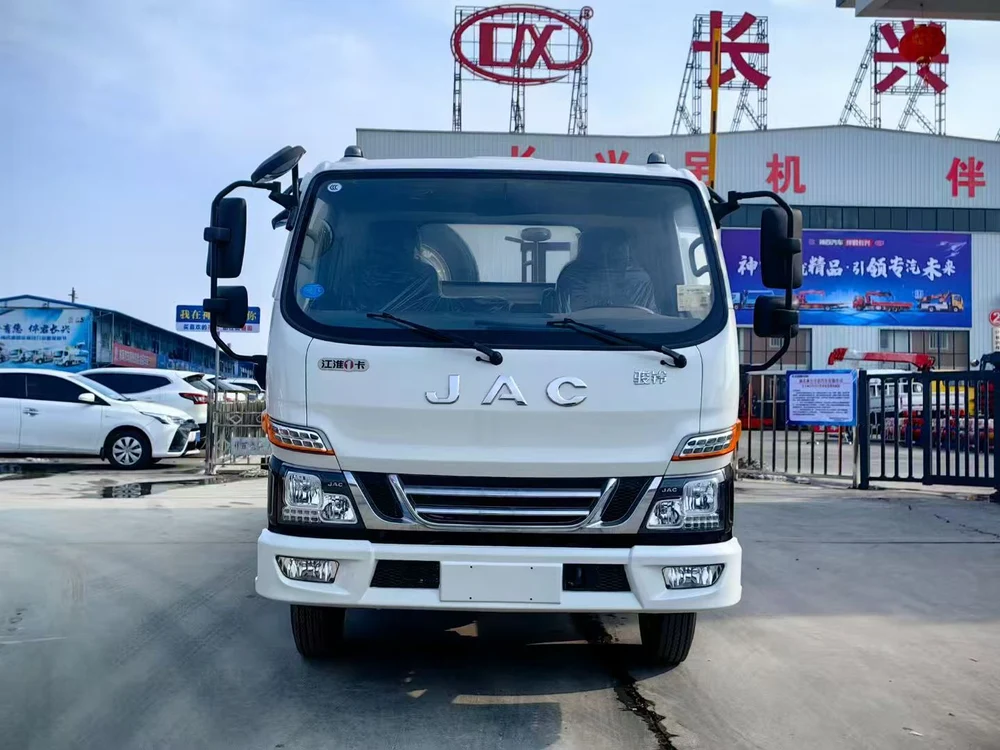 JAC 4×2 Light Duty Flatbed Wrecker Truck 4.5 Ton for Road Recovery