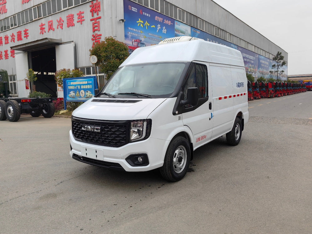 JMC Short-base Mid-high Top Refrigerated Truck For Sale