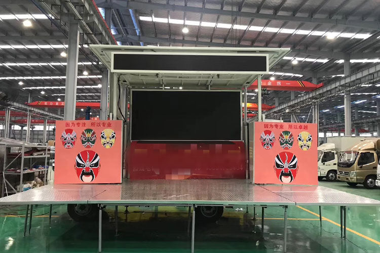 HOWO 4X2 Stage Truck (cargo box length 4m) For Sale