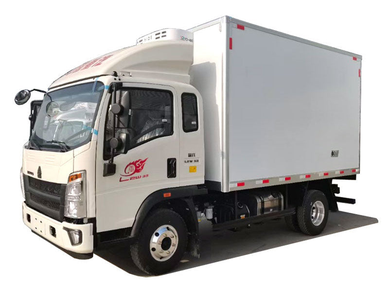 HOWO 4X2 Refrigerator Truck van length 4m For Sale