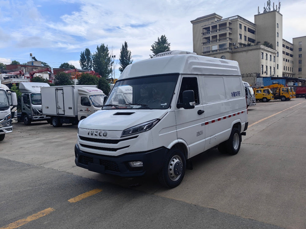 IVECO Short-base High Top Refrigerated Van（New Model）For Sale
