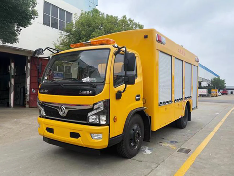 Dongfeng Dolica Аварийно-спасательный дренажный автомобиль производительностью 2000 кубометров в час
