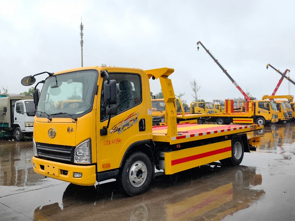 Jiefang Hu V Blue Plate Telescopic Flatbed Wrecker