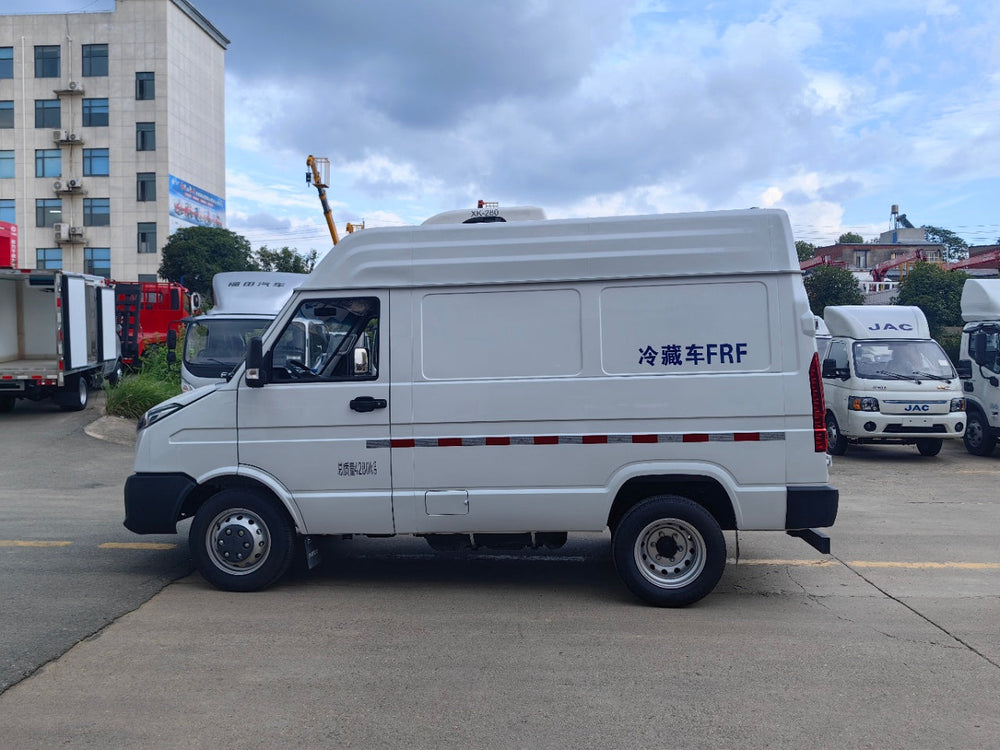 IVECO Short-base High Top Refrigerated Van（New Model）For Sale