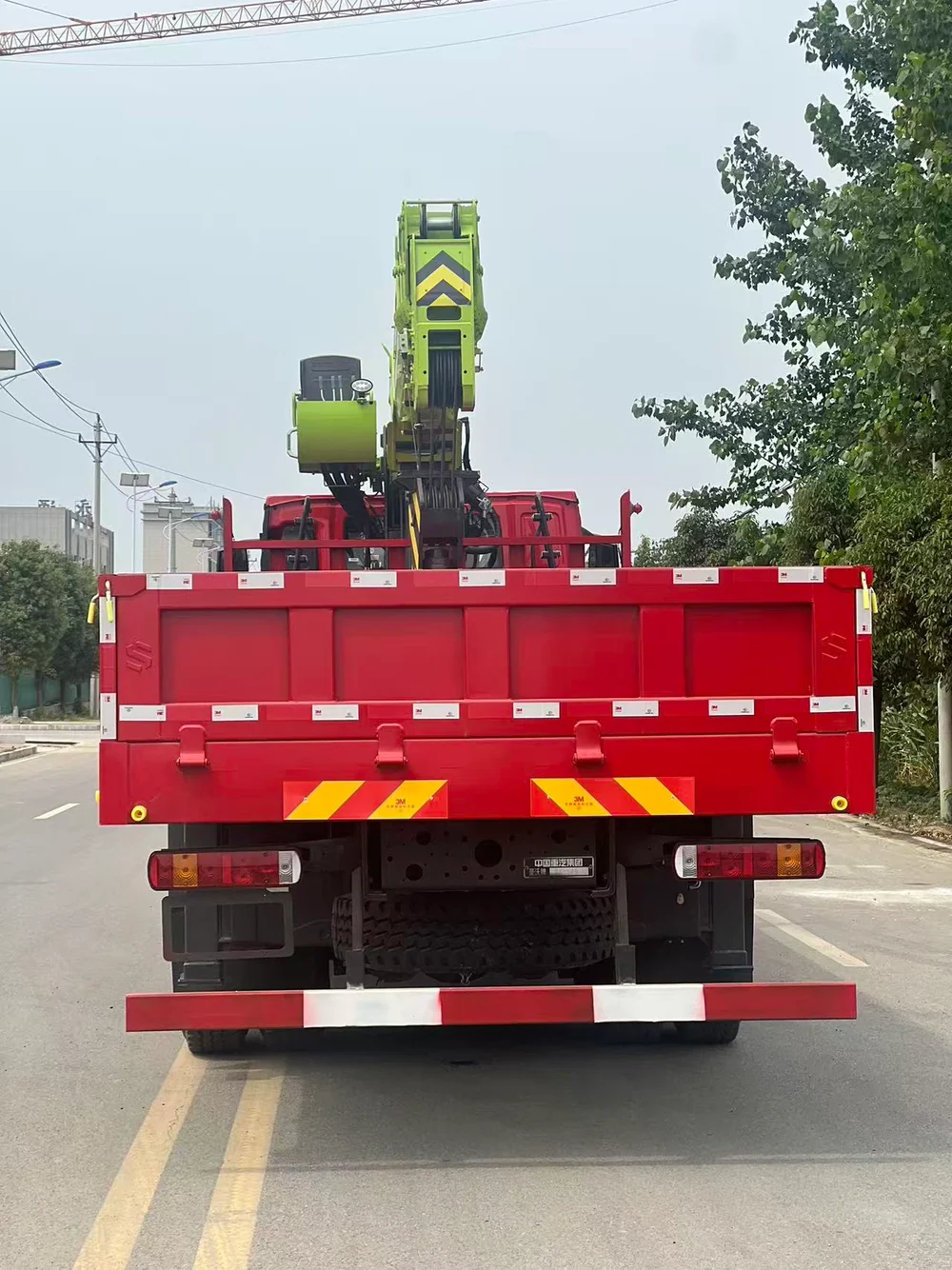 HOWO TX 6×4 - Zoomlion 14 Ton 5-Section Truck Mounted Crane