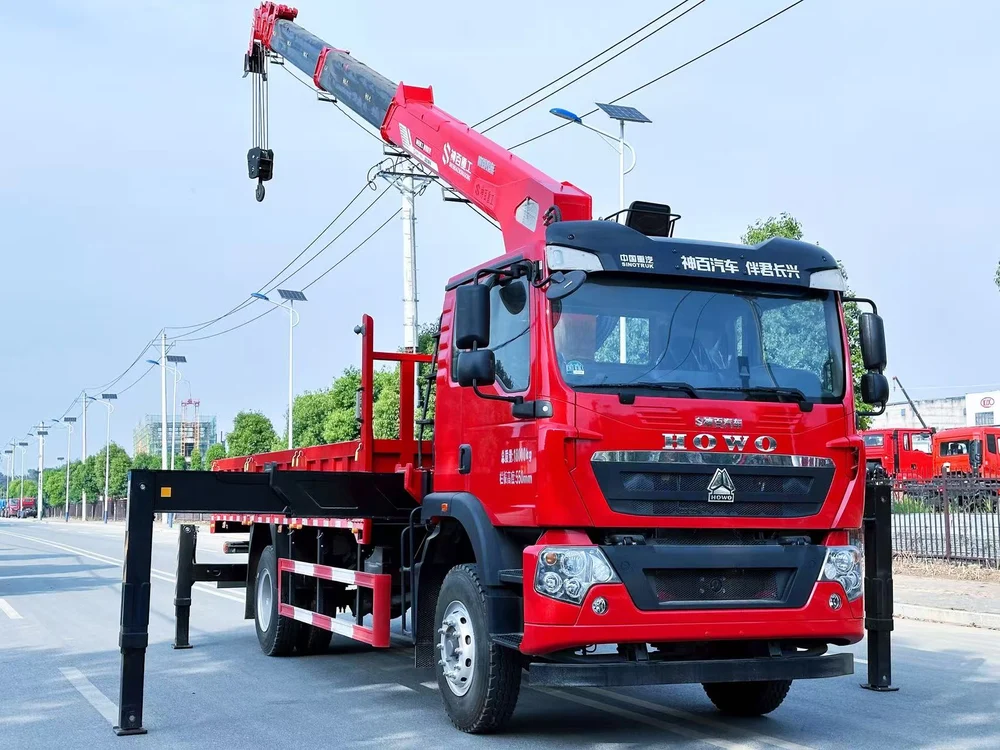 HOWO Changxing 8-ton 6-section Boom Truck Mounted Crane