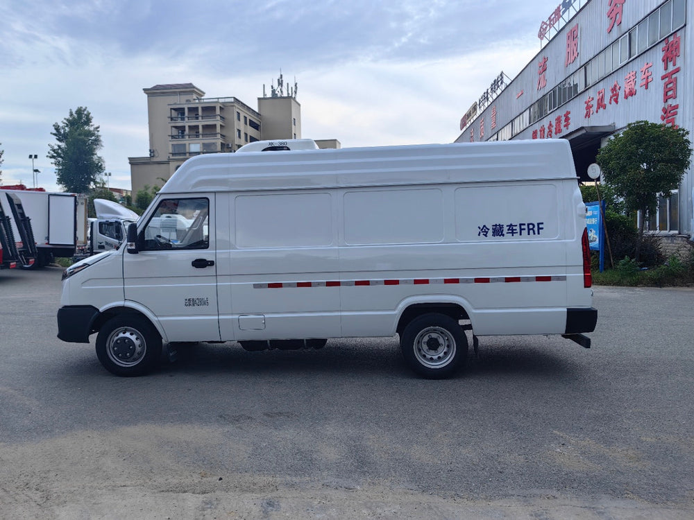 Latest IVECO Long-base High Top Refrigerated Truck For Sale