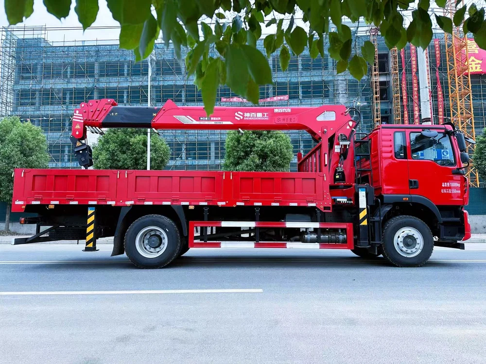 HOWO Changxing 8-ton 6-section Boom Truck Mounted Crane