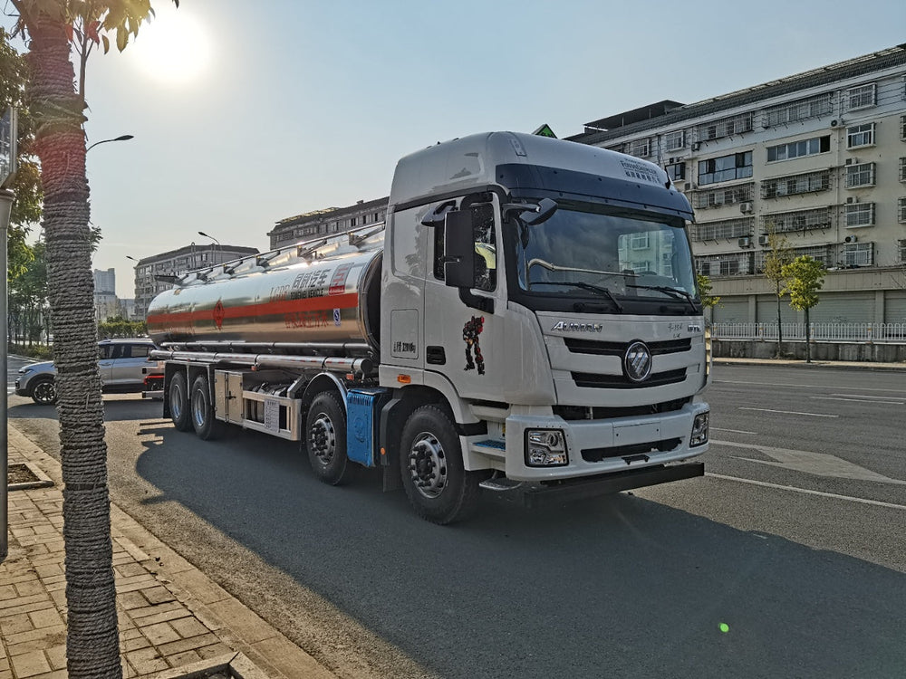 FOTON 8×4 30m³ Aluminum Alloy Fuel Tank Truck For Sale
