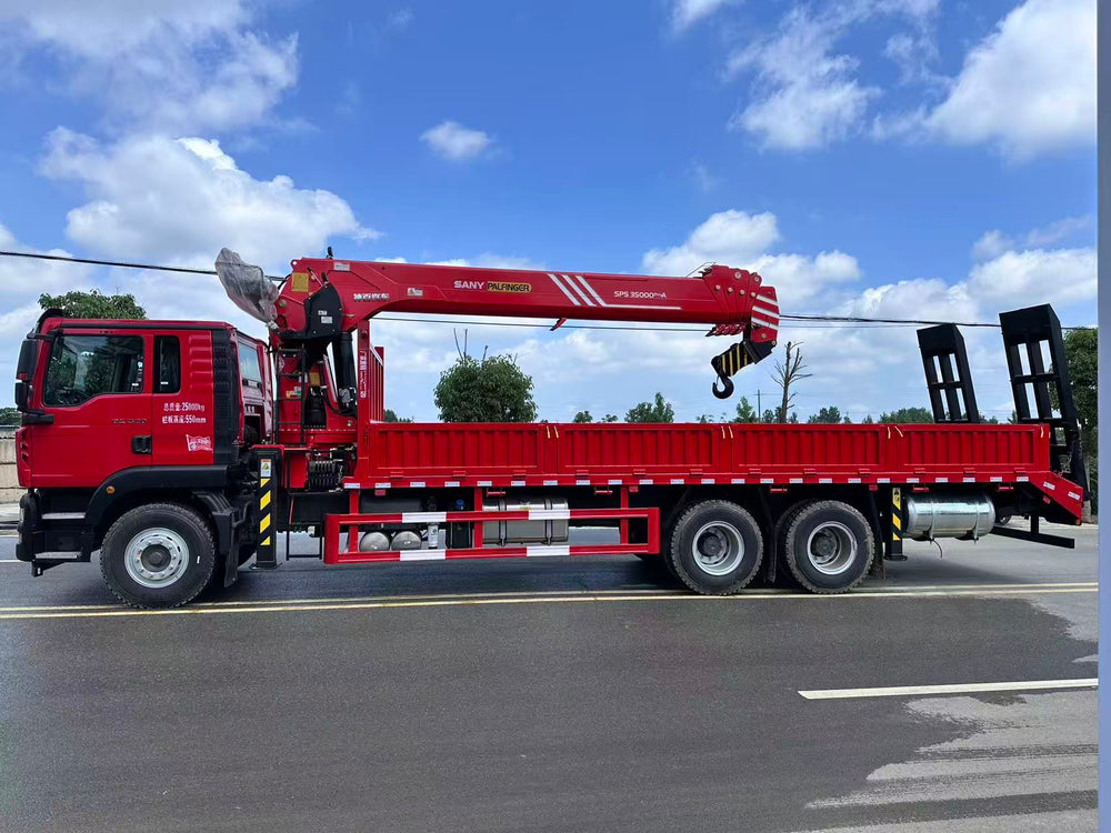 HOWO 6×4 Palfinger14T Telescopic Boom Crane For Sale