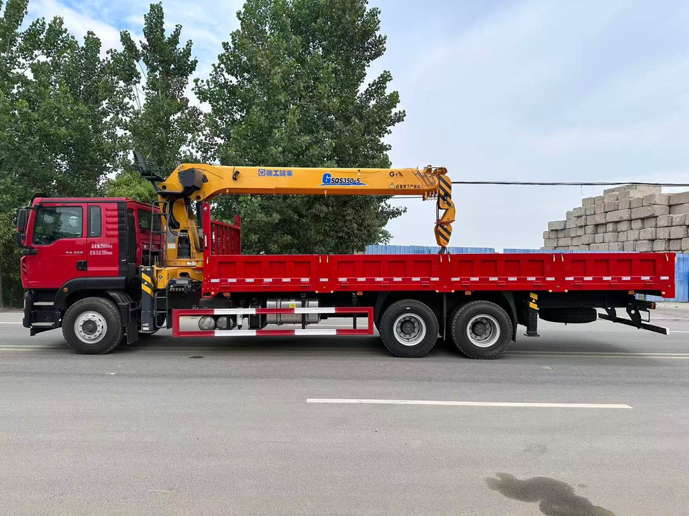 HOWO 6×4 14T Telescopic Boom Crane For Sale