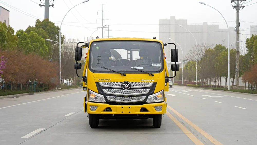 Foton 4×2 Light Boom Wrecker Truck 8 Ton for Road Recovery Service