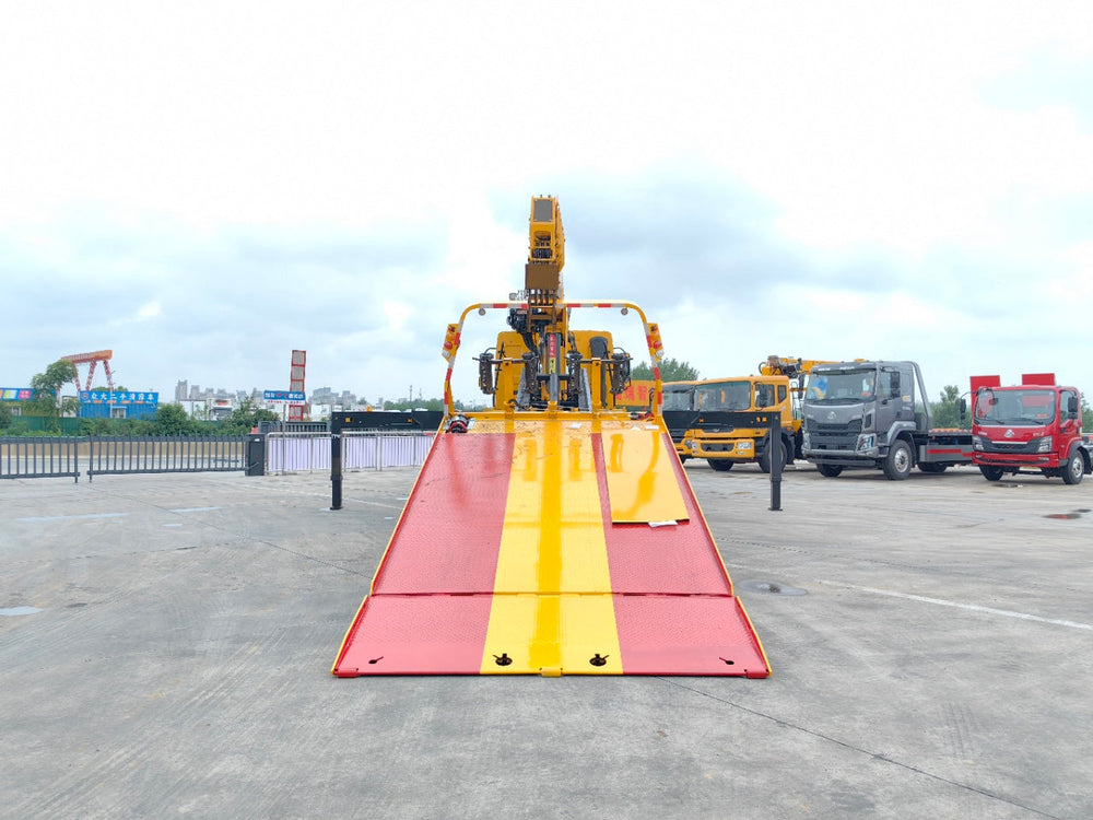 DongFeng 8T Wrecker Truck For Sale