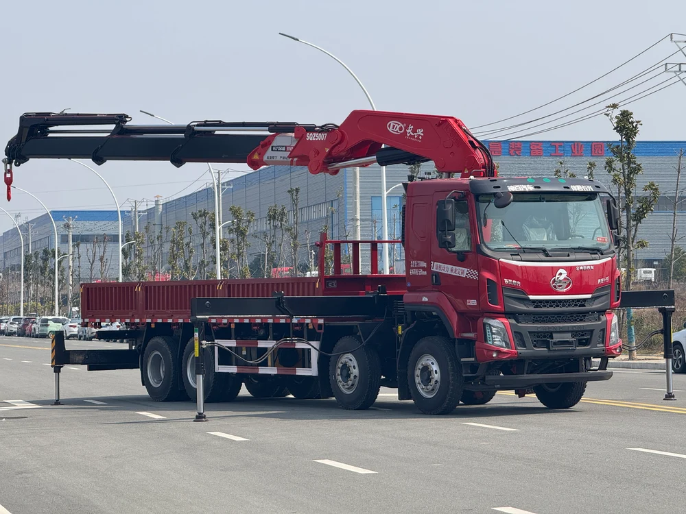 Dongfeng Liuzhou Motor 25 Ton Folding Boom Truck Crane (Changxing Crane)
