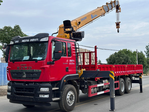 HOWO 6×4 14T Telescopic Boom Crane For Sale